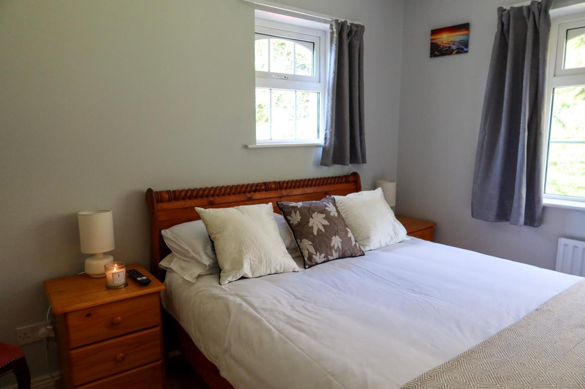 Woodville Lodge Guesthouse Киларни Екстериор снимка