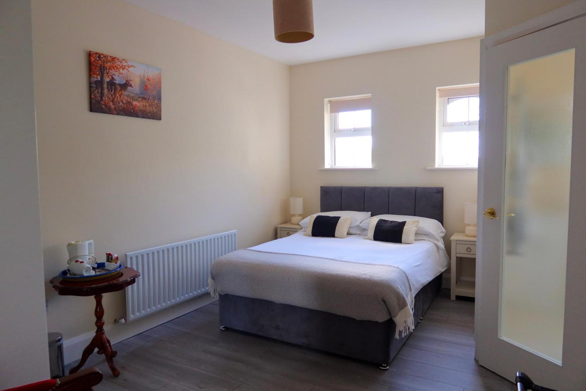 Woodville Lodge Guesthouse Киларни Екстериор снимка